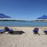 Aks Porto Heli Hotel 